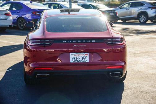 2020 Porsche Panamera 4