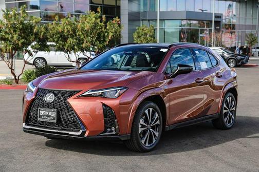 2025 Lexus UX 300h F SPORT Design