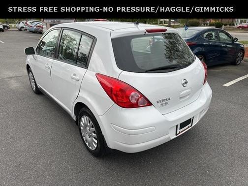 2011 Nissan Versa 1.8 S