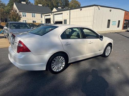 2012 Ford Fusion Hybrid Base