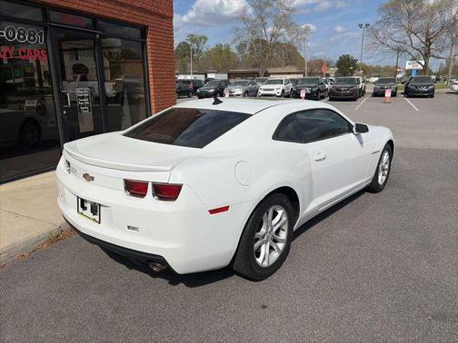 Summit White 2013 Chevrolet Camaro 1LT