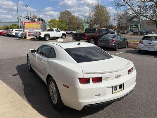 Summit White 2013 Chevrolet Camaro 1LT