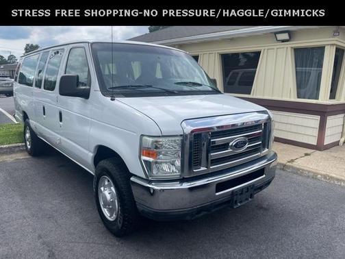 2011 Ford E350 Super Duty XLT