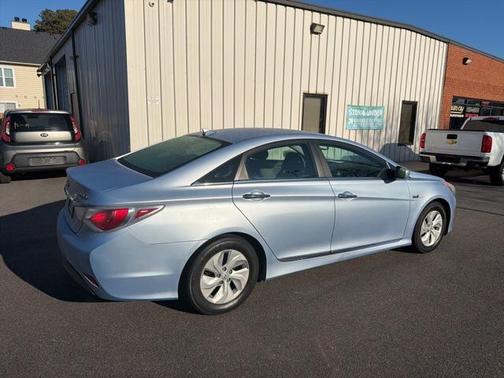2013 Hyundai SONATA Hybrid Base
