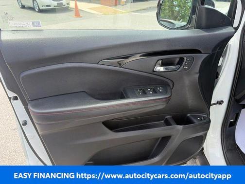 Pearl 2022 Honda Pilot AWD Black Edition
