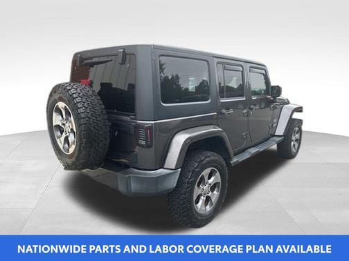 Granite Crystal Metallic Clearcoat 2016 Jeep Wrangler Unlimited Sahara