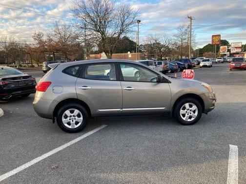 2011 Nissan Rogue S