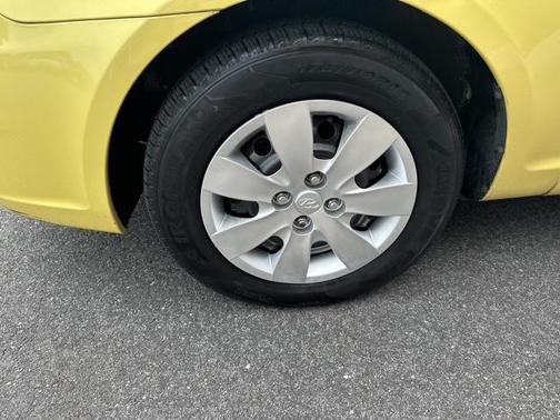 2010 Hyundai Accent GS