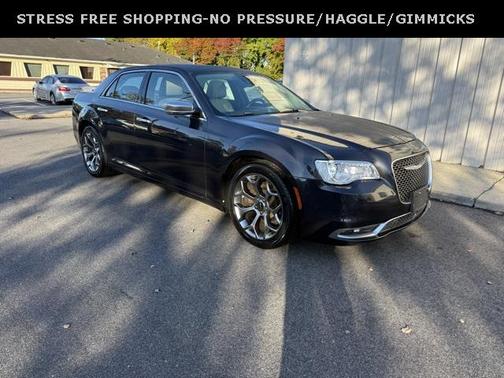 2016 Chrysler 300C Platinum