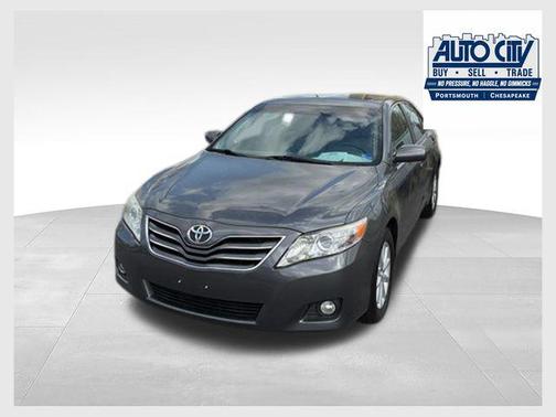Magnetic Gray Metallic 2011 Toyota Camry XLE