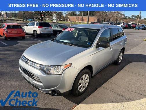 2014 Mitsubishi Outlander ES