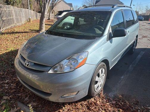 2008 Toyota Sienna 