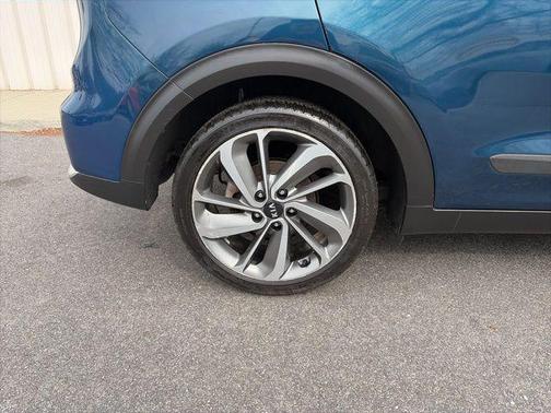 2017 Kia Niro Touring