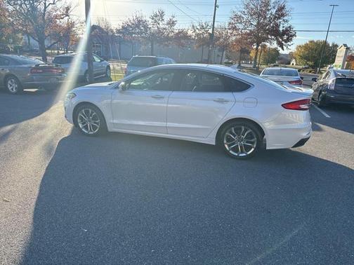 2020 Ford Fusion Hybrid Titanium