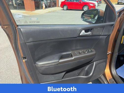 Burnished Copper 2017 Kia Sportage LX