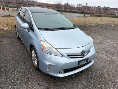 2013 Toyota Prius v 