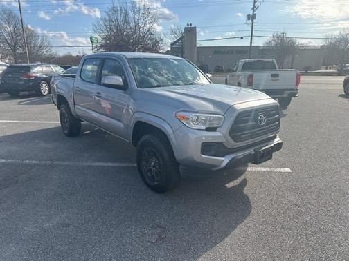 2016 Toyota Tacoma SR