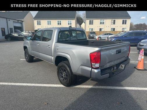 2016 Toyota Tacoma SR