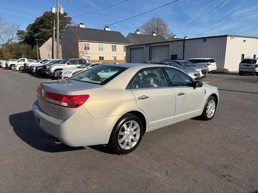 2010 Lincoln MKZ Base