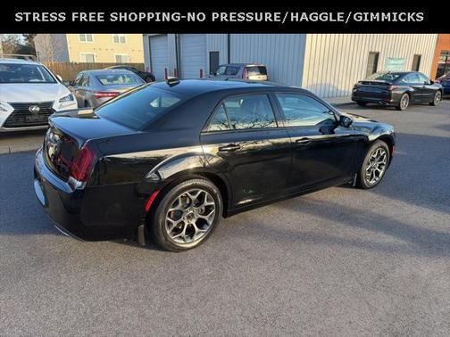 2016 Chrysler 300 S