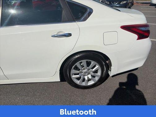Glacier White 2017 Nissan Altima 2.5 S