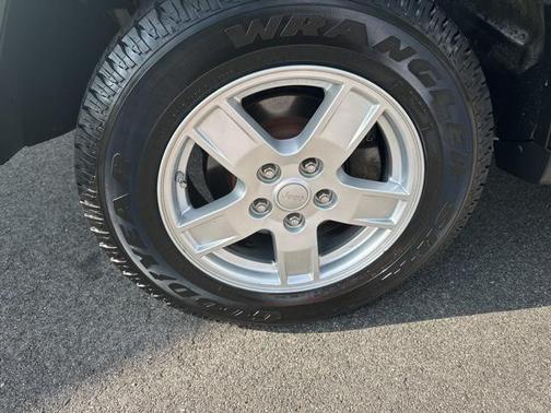 2005 Jeep Grand Cherokee Laredo