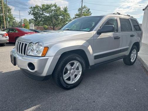 2005 Jeep Grand Cherokee Laredo