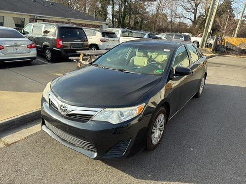 2014 Toyota Camry LE