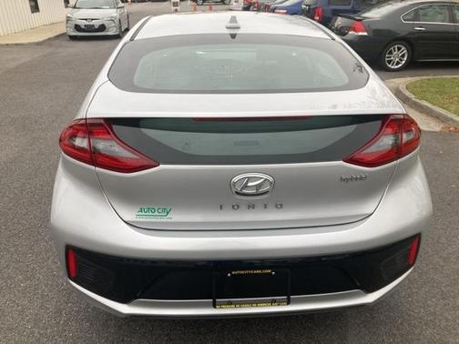 2018 Hyundai IONIQ Hybrid Limited