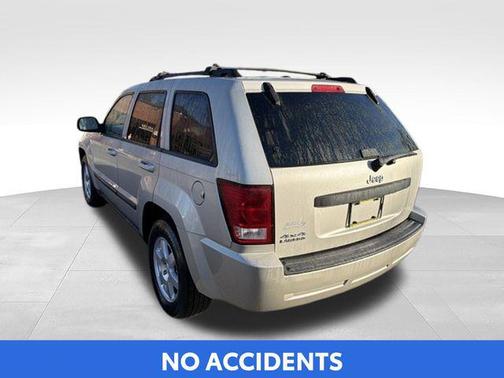 Light Graystone Pearlcoat 2009 Jeep Grand Cherokee Laredo