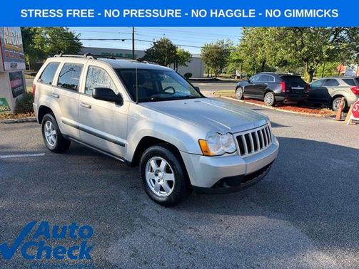Light Graystone Pearlcoat 2009 Jeep Grand Cherokee Laredo