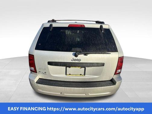 Light Graystone Pearlcoat 2009 Jeep Grand Cherokee Laredo