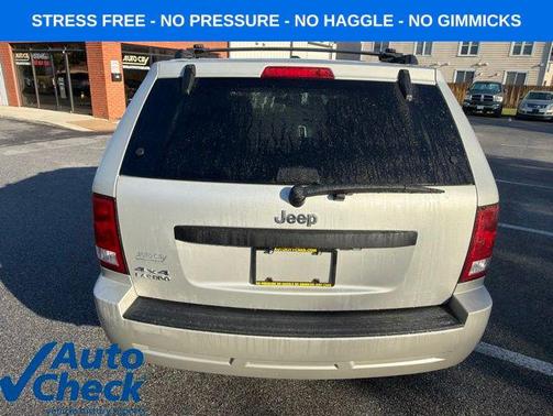 Light Graystone Pearlcoat 2009 Jeep Grand Cherokee Laredo