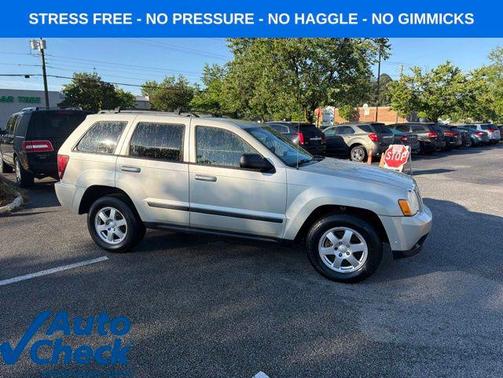 Light Graystone Pearlcoat 2009 Jeep Grand Cherokee Laredo