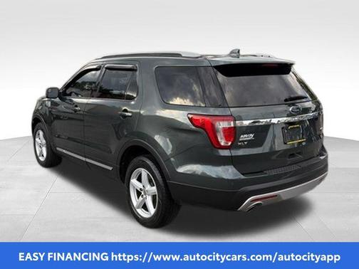 Guard Metallic 2016 Ford Explorer XLT