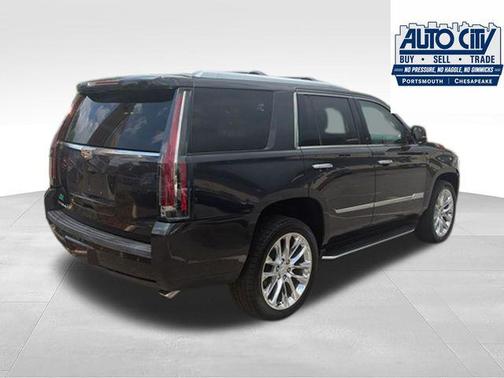 Manhattan Noir Metallic 2019 Cadillac Escalade Luxury