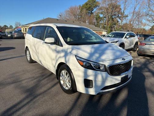 2018 Kia Sedona LX