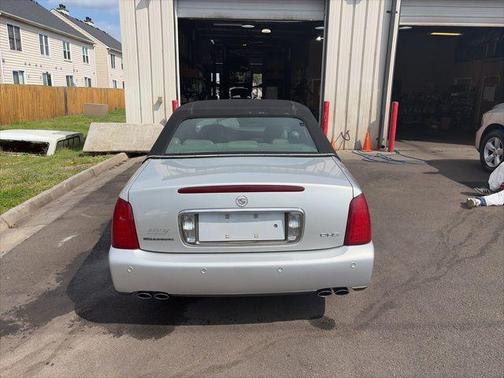 2003 Cadillac DeVille DHS
