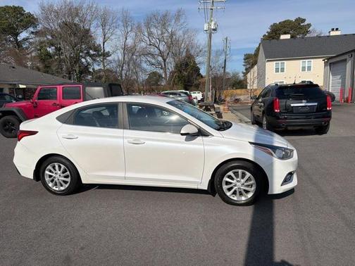 2019 Hyundai Accent SEL
