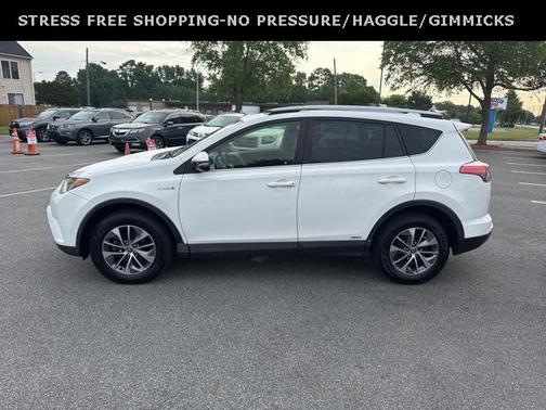 2017 Toyota RAV4 Hybrid XLE