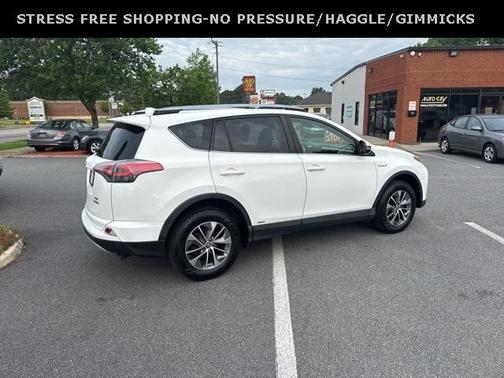 2017 Toyota RAV4 Hybrid XLE