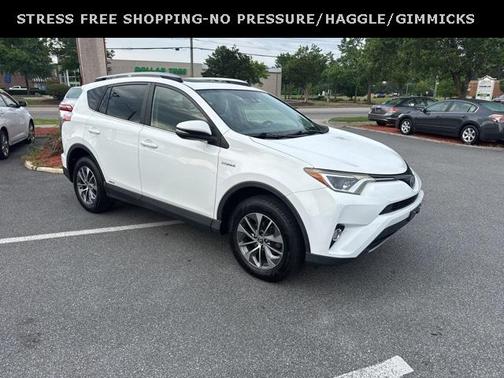 2017 Toyota RAV4 Hybrid XLE