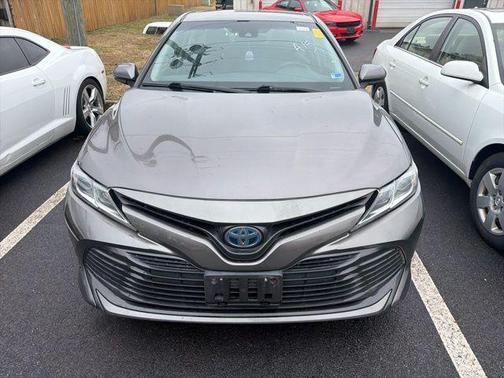 2018 Toyota Camry Hybrid LE