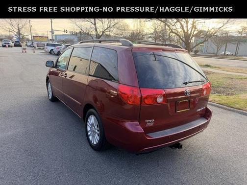 2010 Toyota Sienna XLE