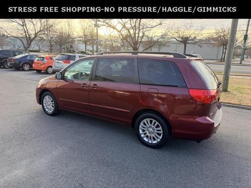 2010 Toyota Sienna XLE