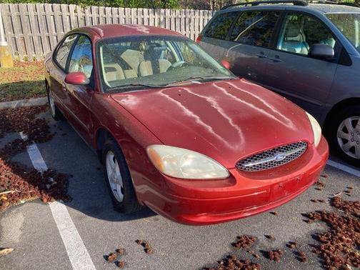 Toreador Red Clearcoat Metallic 2001 Ford Taurus SE