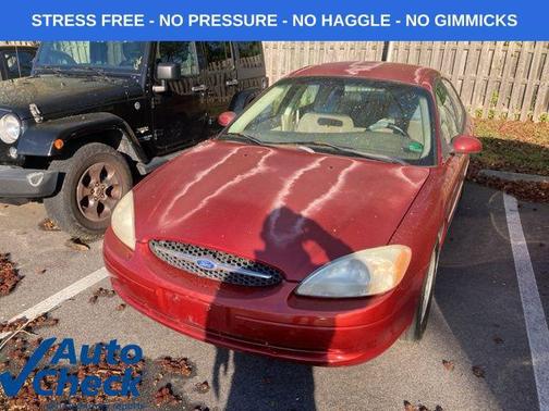 Toreador Red Clearcoat Metallic 2001 Ford Taurus SE