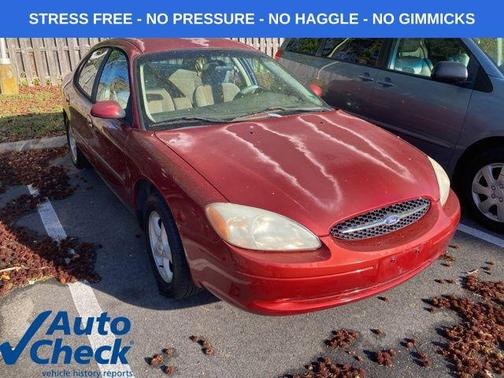 Toreador Red Clearcoat Metallic 2001 Ford Taurus SE