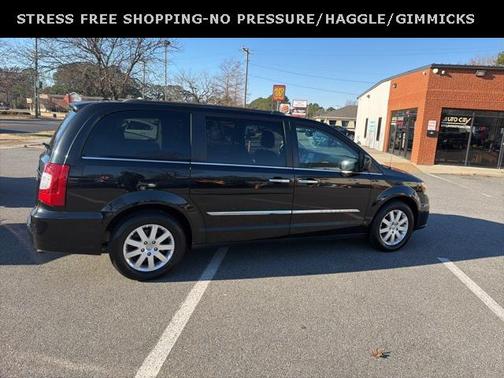 2015 Chrysler Town & Country Touring