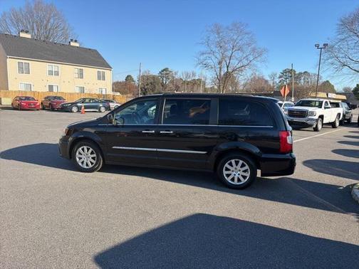 2015 Chrysler Town & Country Touring